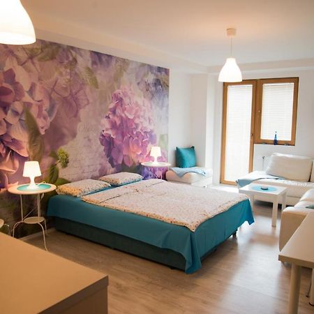 Blue Apartman Ni Dış mekan fotoğraf