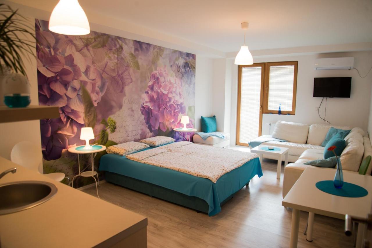 Blue Apartman Ni Dış mekan fotoğraf