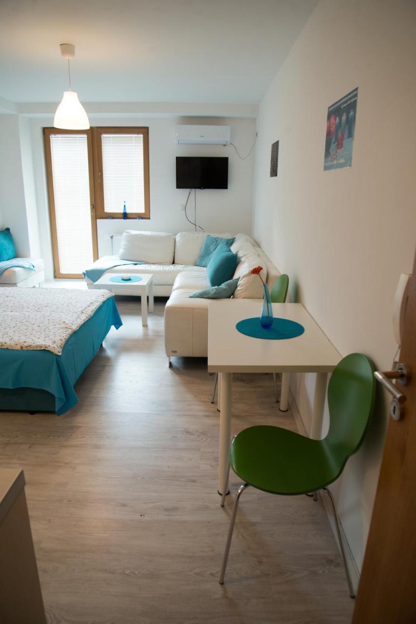 Blue Apartman Ni Dış mekan fotoğraf